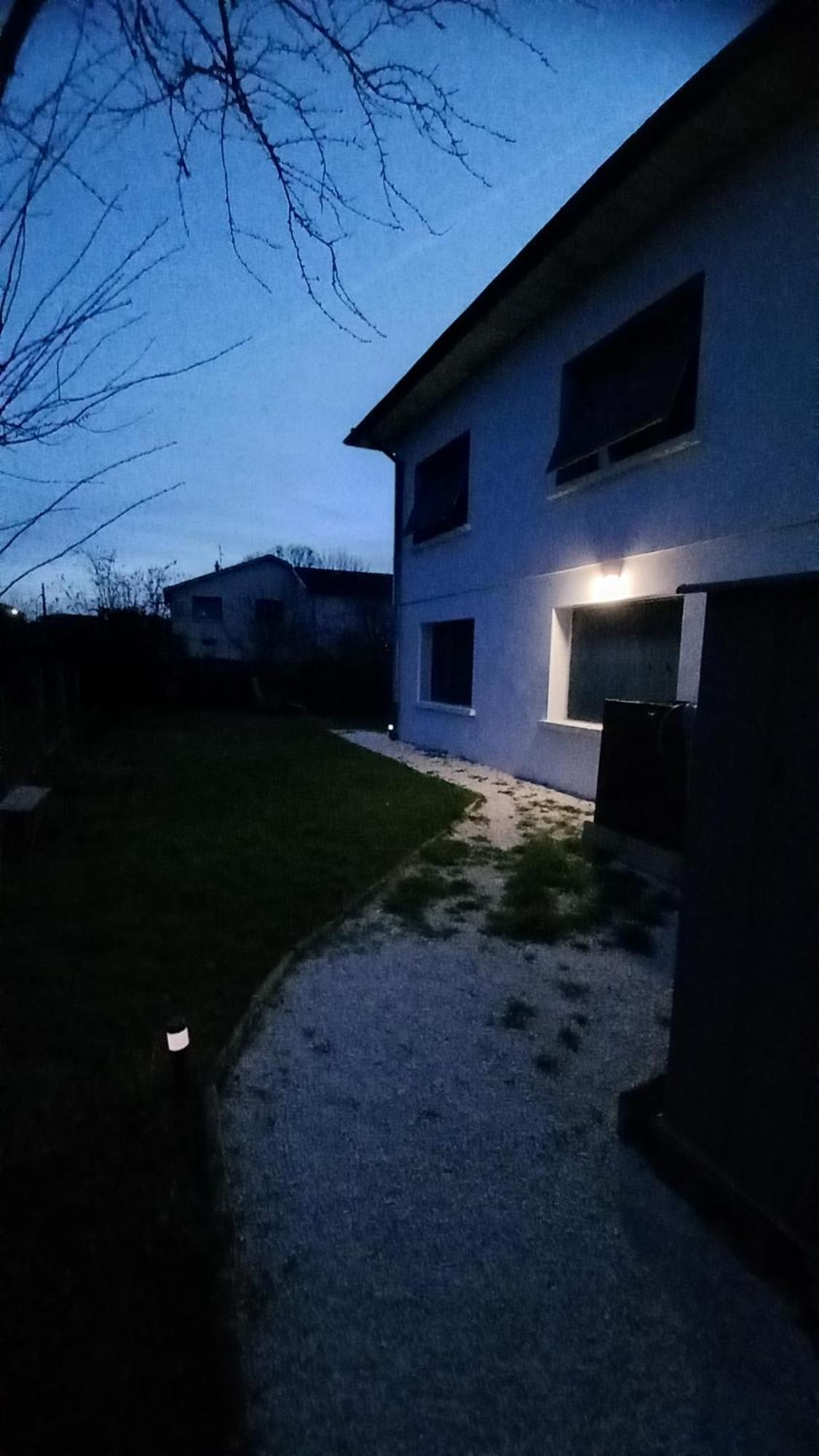 Plaisir Des Pres - Appartement T3, Jardin, Parking Chaponost Exterior foto
